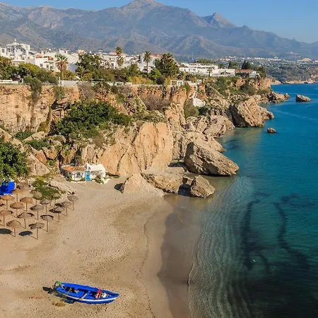 Wonderful Flat With Seaview In
